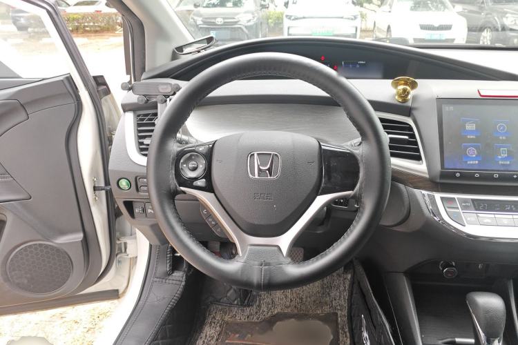 Used Honda Jade 2016 1.8L Automatic Comfort Version 5 Seats Steering Wheel