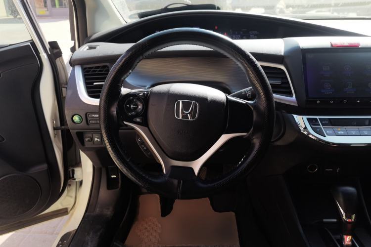 Used Honda Jade 2016 1.8L Automatic Comfort Version 5 Seats Steering Wheel