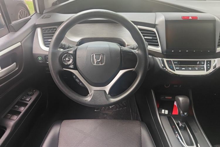 Used Honda Jade 2016 1.8L Automatic Comfort Elite Version 5 Seats Steering Wheel