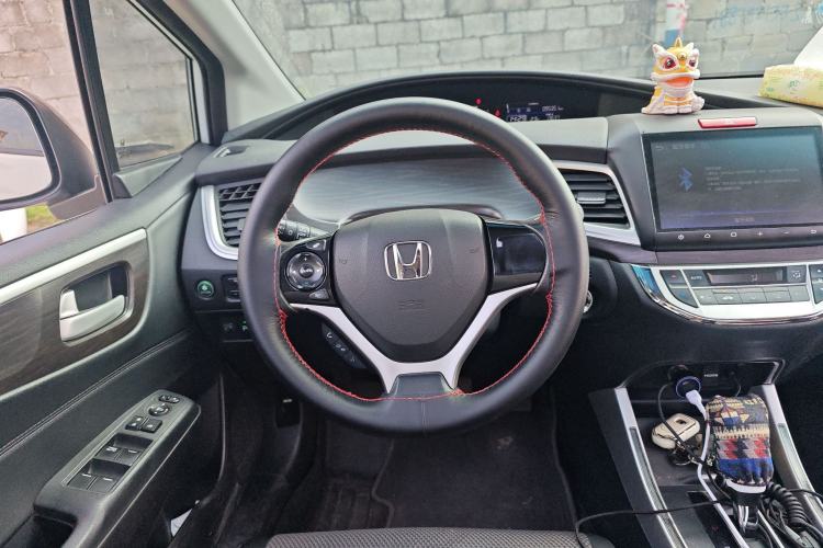 Used Honda Jade 2016 1.8L Automatic Comfort Elite Version 5 Seats Steering Wheel