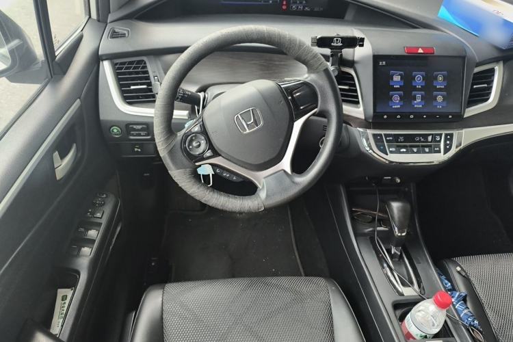 Used Honda Jade 2016 1.8L Automatic Comfort Elite Version 5 Seats Steering Wheel