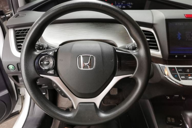 Used Honda Jade 2016 1.8L Automatic Comfort Elite Version 5 Seats Steering Wheel