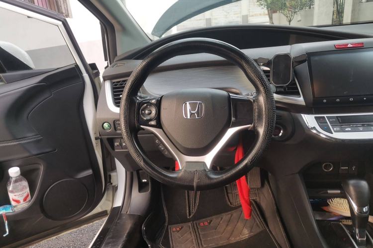 Used Honda Jade 2016 1.8L Automatic Comfort Elite Version 5 Seats Steering Wheel