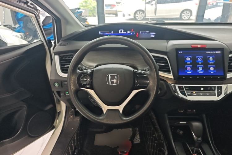 Used Honda Jade 2016 1.8L Automatic Comfort Elite Version 5 Seats Steering Wheel