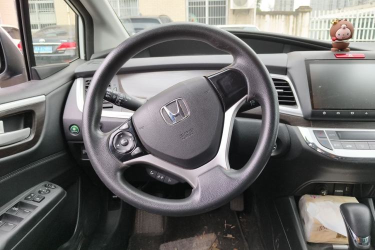 Used Honda Jade 2016 1.8L Automatic Comfort Elite Version 5 Seats Steering Wheel