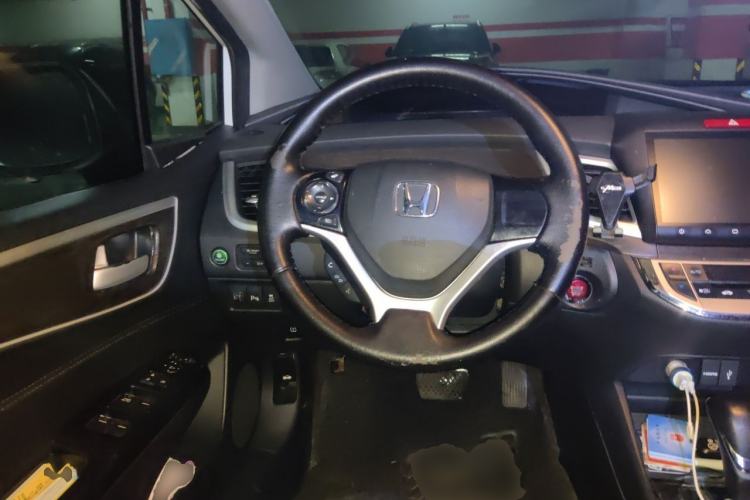 Used Honda Jade 2016 1.8L Automatic Comfort Elite Version 5 Seats Steering Wheel