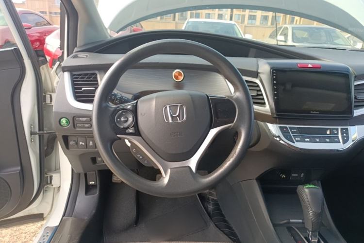 Used Honda Jade 2016 1.8L Automatic Comfort Elite Version 5 Seats Steering Wheel