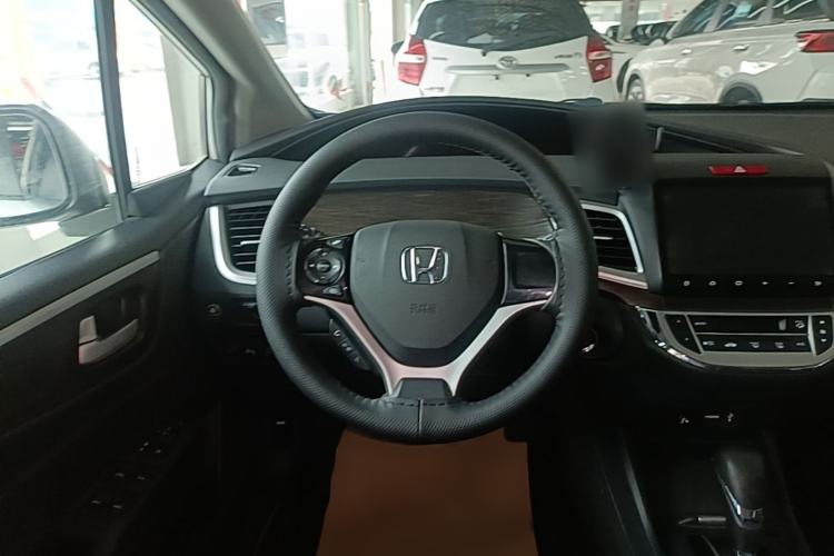 Used Honda Jade 2016 1.8L Automatic Comfort Elite Version 5 Seats Steering Wheel