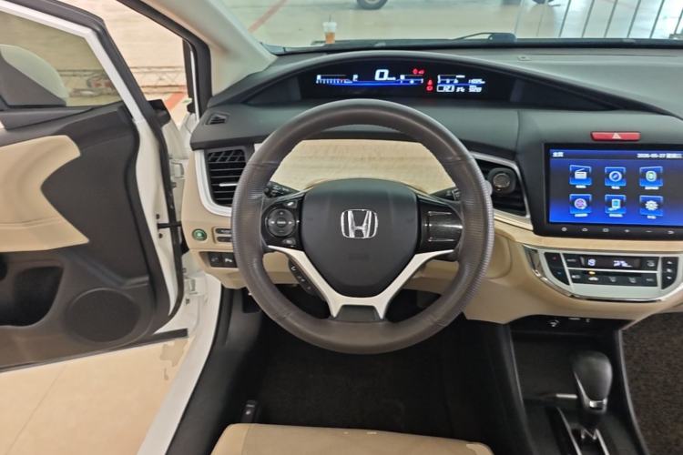 Used Honda Jade 2016 1.8L Automatic Comfort Version 5 Seats Steering Wheel