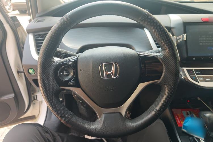 Used Honda Jade 2016 1.8L Automatic Comfort Elite Version 5 Seats Steering Wheel