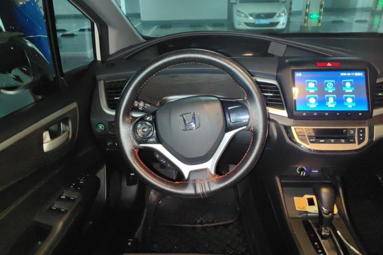 Used Honda Jade 2016 1.8L Automatic Comfort Elite Version 5 Seats Steering Wheel