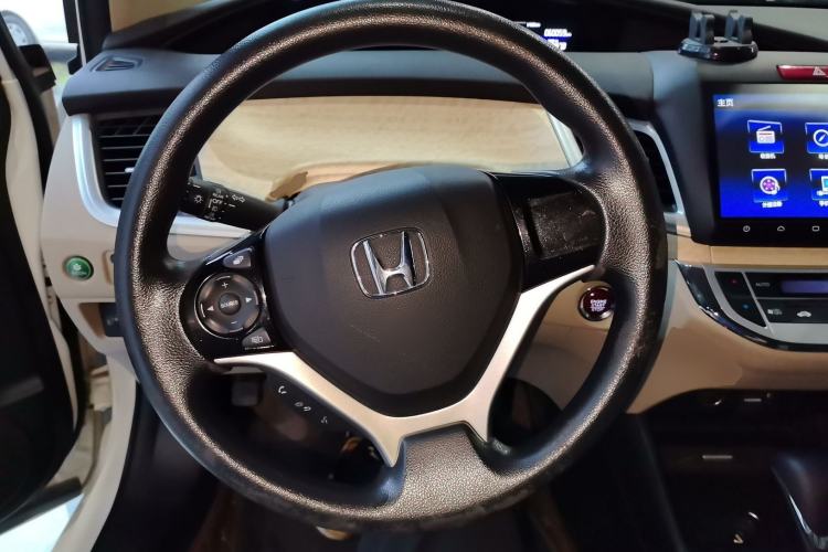 Used Honda Jade 2016 1.8L Automatic Comfort Elite Version 5 Seats Steering Wheel
