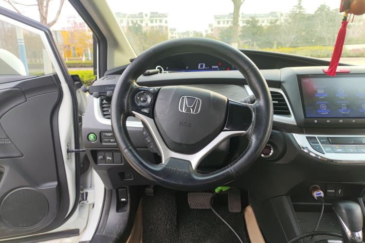 Used Honda Jade 2016 1.8L Automatic Comfort Elite Version 5 Seats Steering Wheel