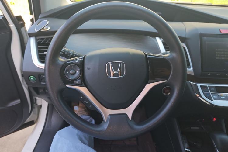 Used Honda Jade 2016 1.8L Automatic Comfort Elite Version 5 Seats Steering Wheel