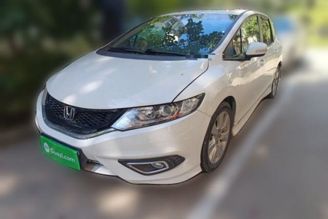Honda Jade 2016 1.8L Automatic Comfort Elite Version 5 Seats usado