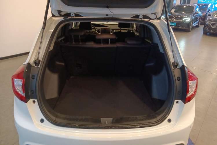 Used Honda Jade 2016 1.8L CVT Luxury Edition 5-seater Trunk