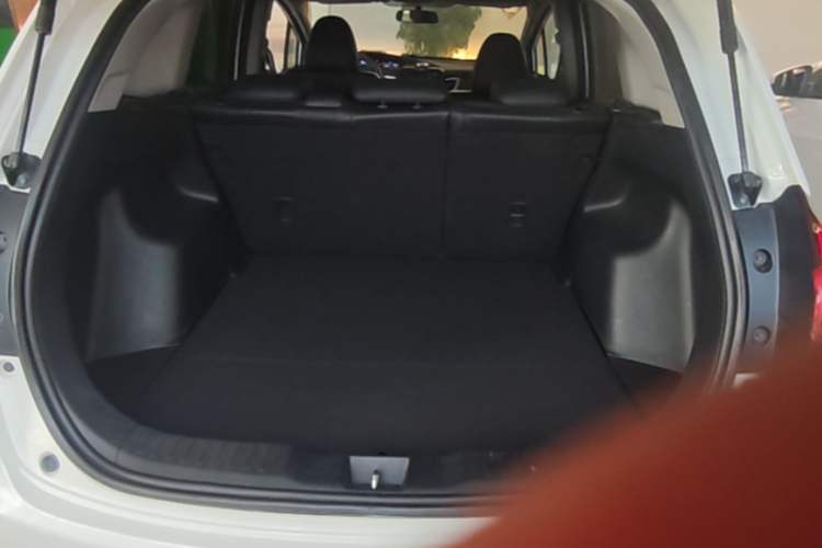 Used Honda Jade 2016 1.8L Automatic Comfort Elite Version 5 Seats Trunk