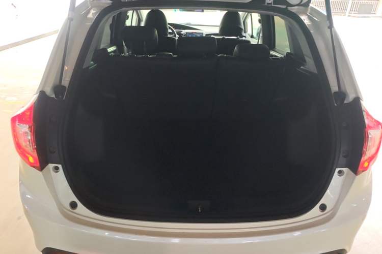 Used Honda Jade 2016 1.8L Automatic Comfort Version 5 Seats Trunk