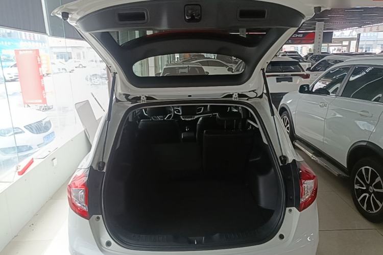 Used Honda Jade 2016 1.8L Automatic Comfort Elite Version 5 Seats Trunk