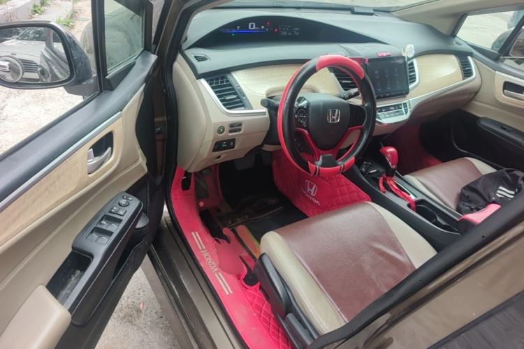 Used Honda Jade 2016 1.8L Automatic Comfort Elite Version 5 Seats Driver Seat