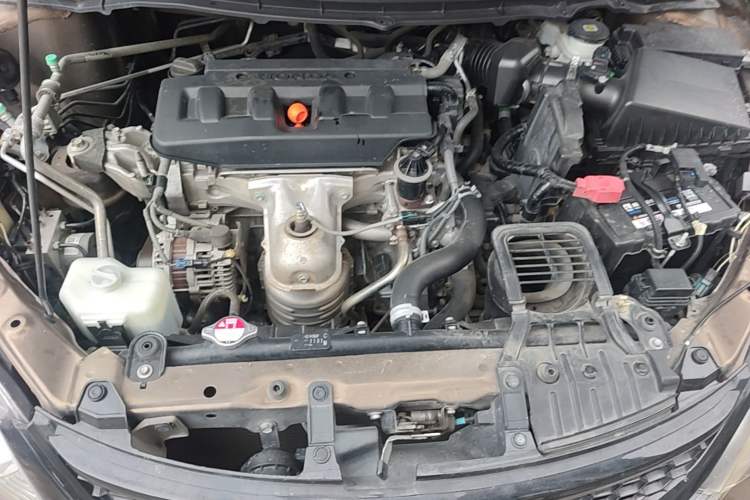 Used Honda Jade 2016 1.8L Automatic Comfort Elite Version 5 Seats Engine Bay