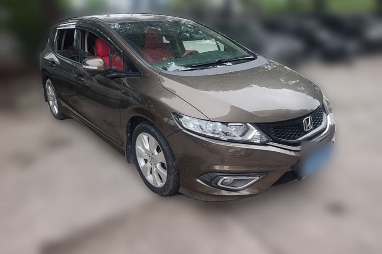 Used Honda Jade 2016 1.8L Automatic Comfort Elite Version 5 Seats Front Right 45 Deg