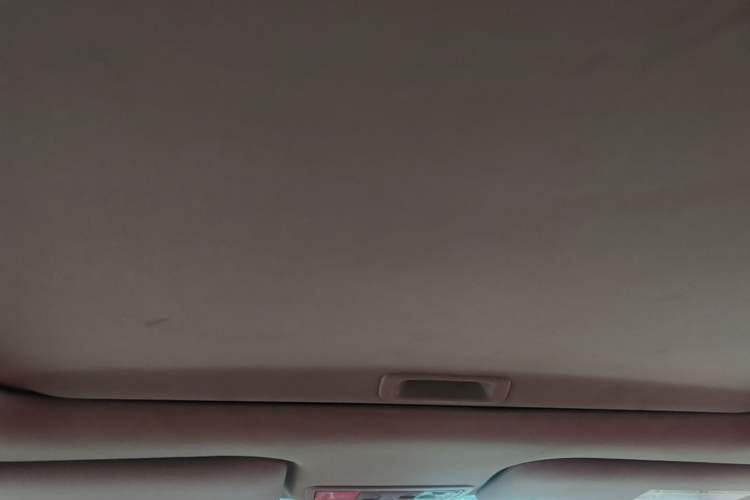 Used Honda Jade 2016 1.8L Automatic Comfort Elite Version 5 Seats Headliner