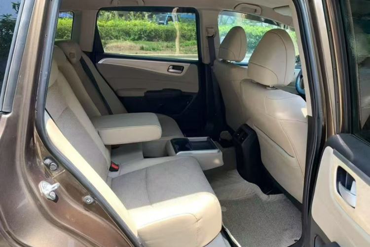 Used Honda Jade 2016 1.8L Automatic Comfort Version 5 Seats Interior 4