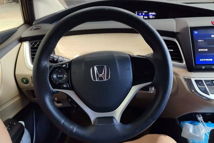 Used Honda Jade 2016 1.8L Automatic Comfort Version 5 Seats Steering Wheel