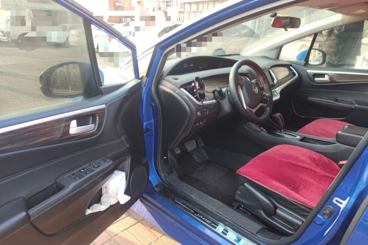 Used Honda Jade 2017 1.8L automatic Comfort version 5 seats Driver Seat