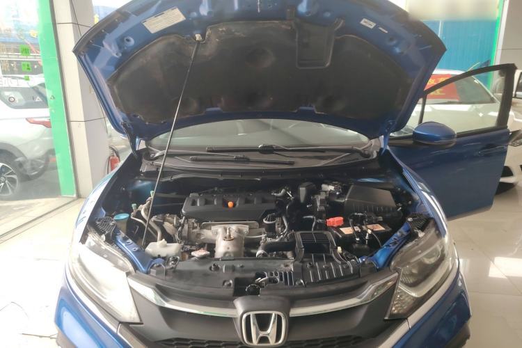 Used Honda Jade 2017 1.8L automatic Comfort version 5 seats Engine Bay