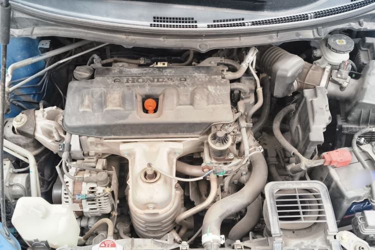 Used Honda Jade 2017 1.8L automatic Comfort version 5 seats Engine Bay