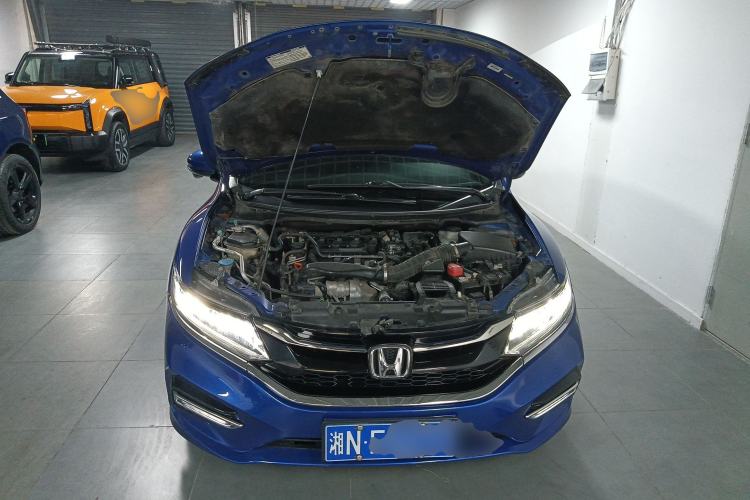 Used Honda Jade 2017 210 TURBO CVT Luxury Edition 5 Seats Engine Bay