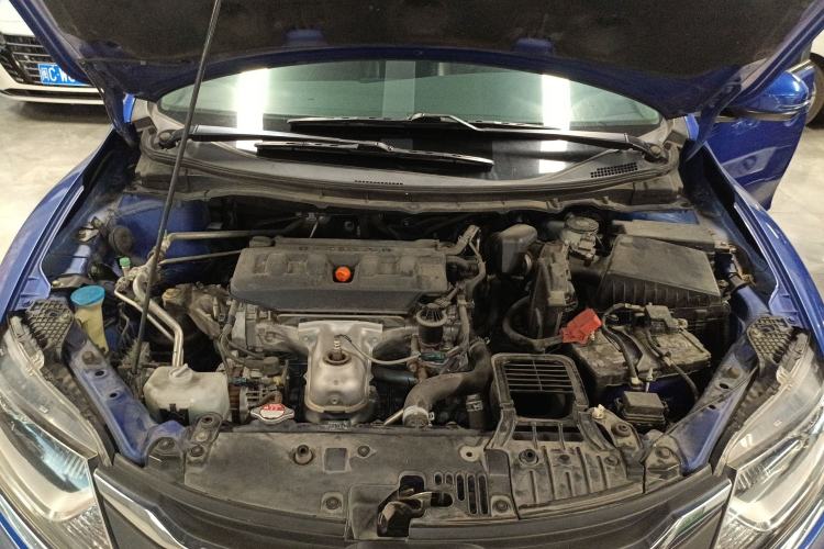 Used Honda Jade 2017 1.8L automatic Comfort version 5 seats Engine Bay