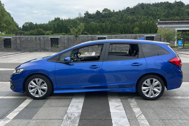 Used Honda Jade 2017 1.8L automatic Comfort version 5 seats Exterior 11