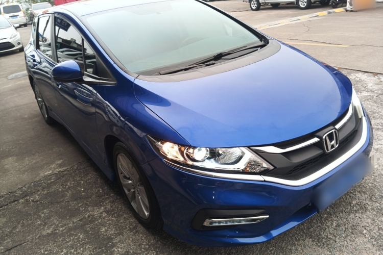 Used Honda Jade 2017 1.8L automatic Comfort version 5 seats Exterior 2