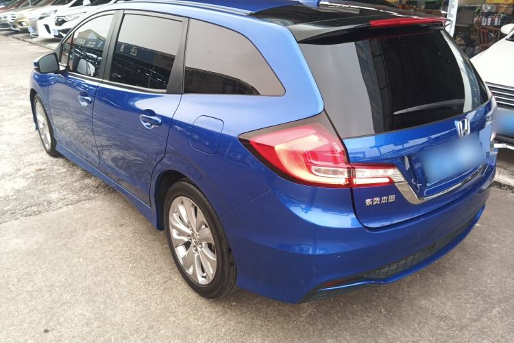 Used Honda Jade 2017 1.8L automatic Comfort version 5 seats Exterior 3