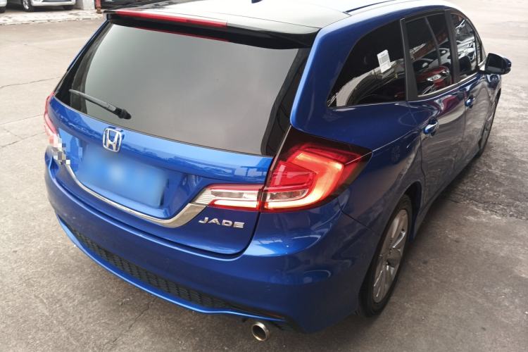Used Honda Jade 2017 1.8L automatic Comfort version 5 seats Exterior 5