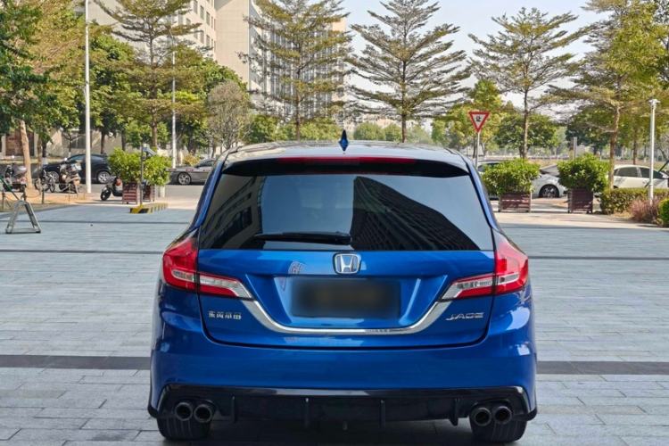 Used Honda Jade 2017 1.8L automatic Comfort version 5 seats Exterior 6
