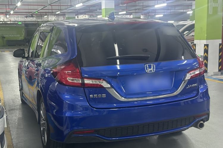 Used Honda Jade 2017 1.8L automatic Comfort version 5 seats Exterior 6