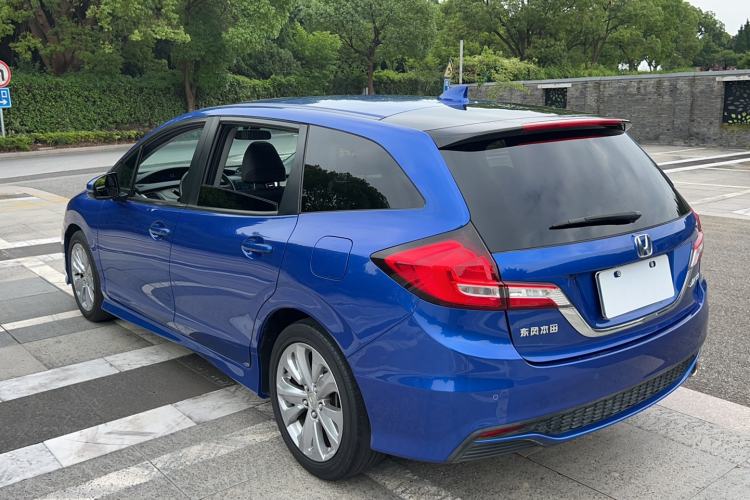Used Honda Jade 2017 1.8L automatic Comfort version 5 seats Exterior 7