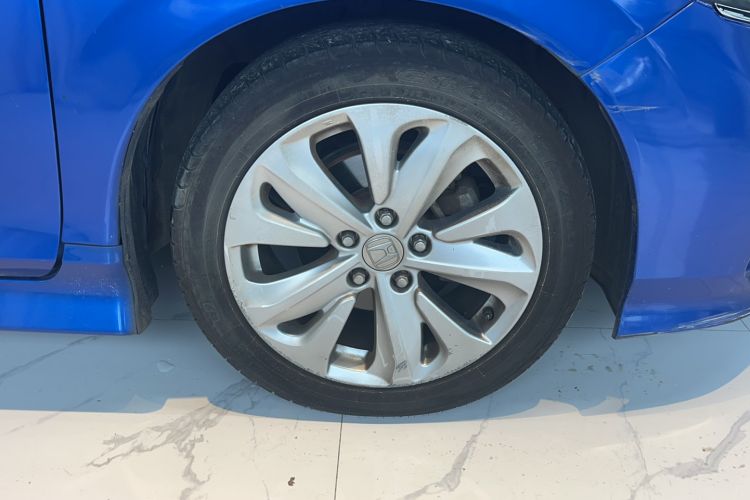Used Honda Jade 2017 1.8L automatic Comfort version 5 seats Exterior 8