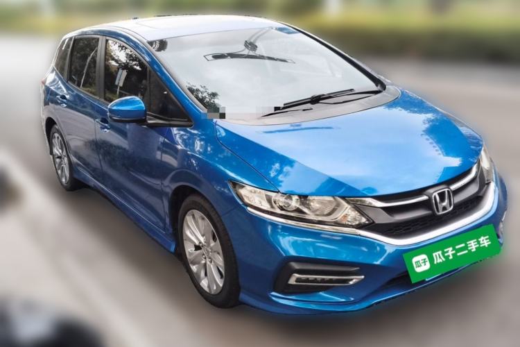 Used Honda Jade 2017 1.8L automatic Comfort version 5 seats Front Right 45 Deg