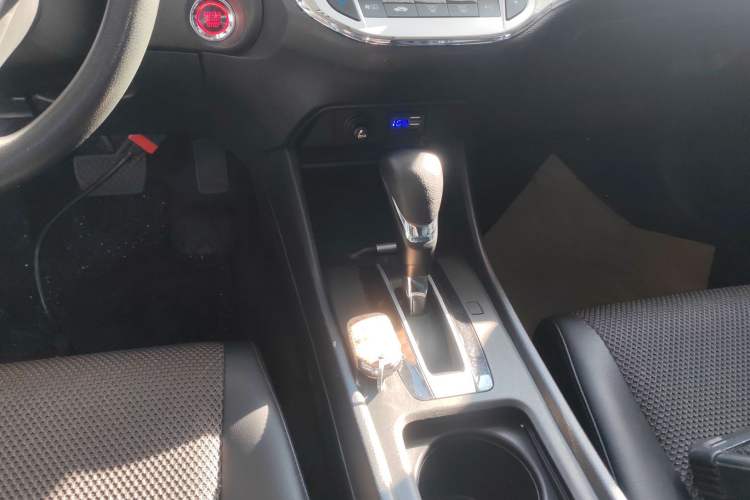 Used Honda Jade 2017 1.8L automatic Comfort version 5 seats Gear Lever