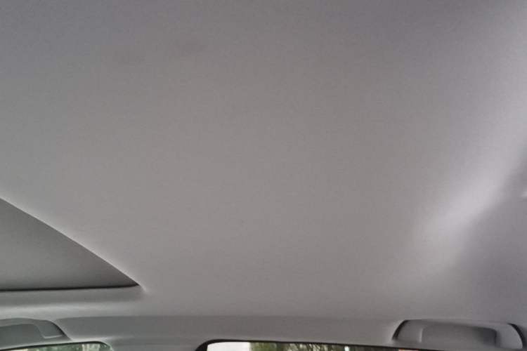 Used Honda Jade 2017 1.8L automatic Comfort version 5 seats Headliner