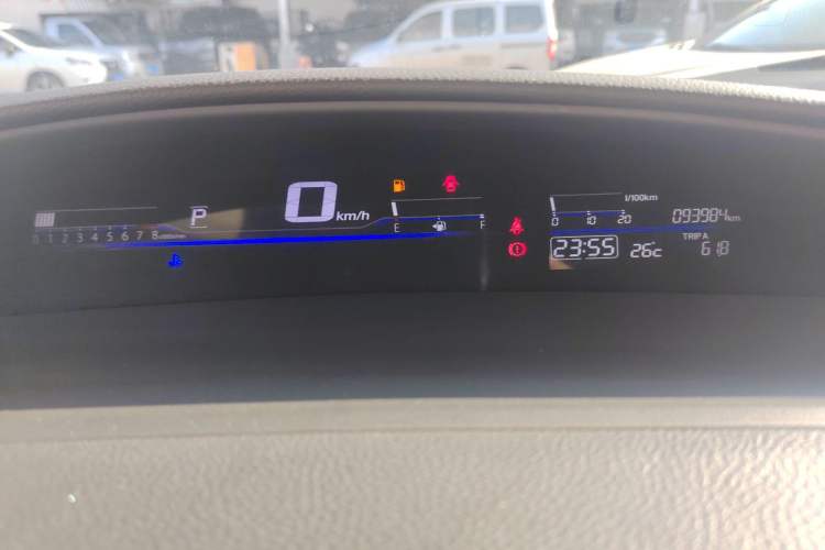 Used Honda Jade 2017 1.8L automatic Comfort version 5 seats Instrument Cluster