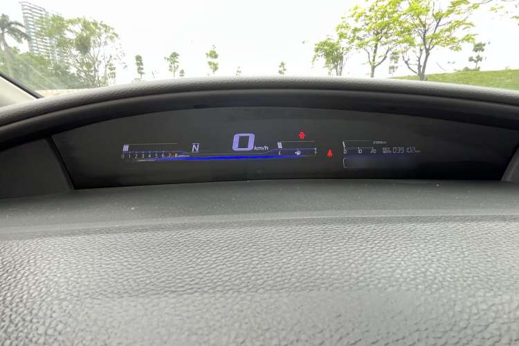Used Honda Jade 2017 1.8L automatic Comfort version 5 seats Instrument Cluster