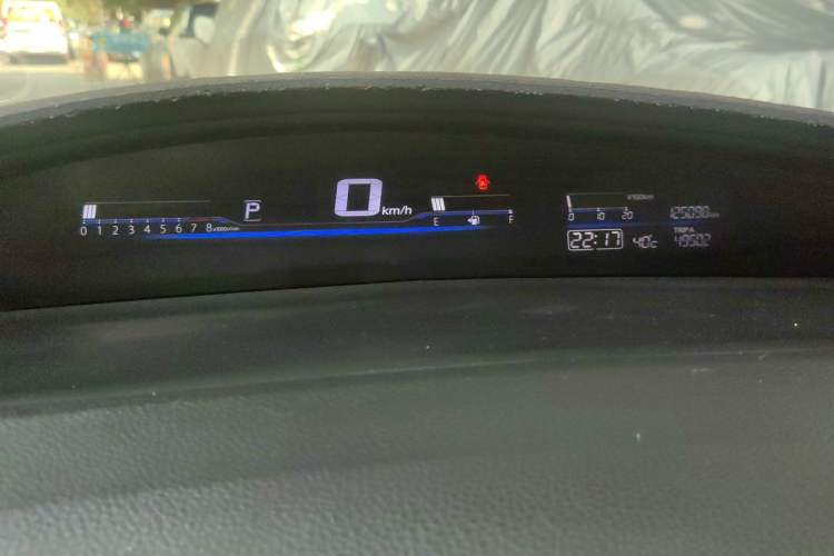 Used Honda Jade 2017 1.8L automatic Comfort version 5 seats Instrument Cluster