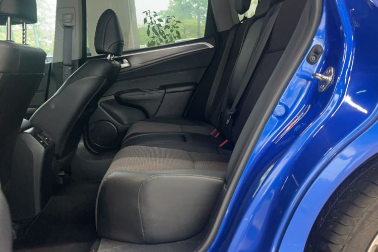 Used Honda Jade 2017 1.8L automatic Comfort version 5 seats Interior 4