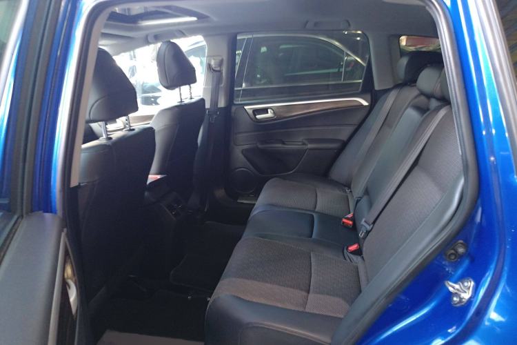 Used Honda Jade 2017 1.8L automatic Comfort version 5 seats Interior 4